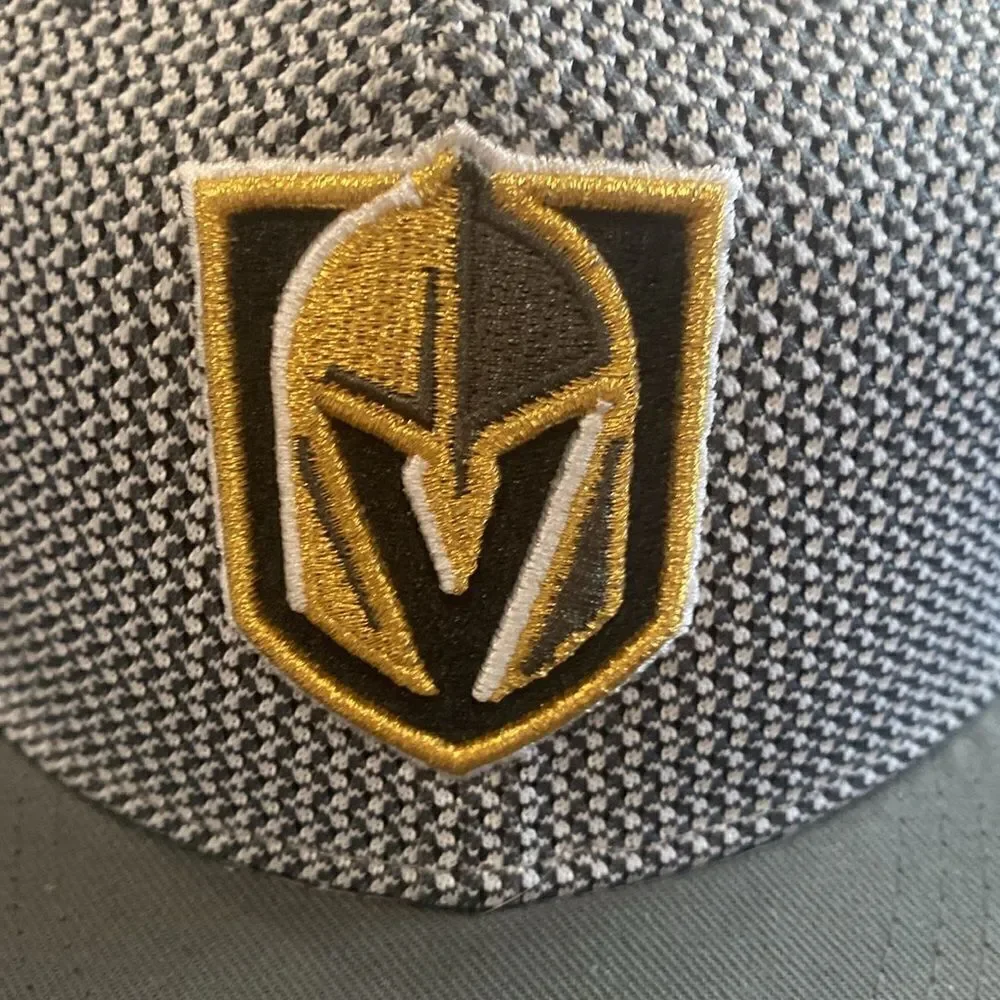 Las Vegas Golden Knights Mens Gray Hat Size 7 5/8 Fanatics A-Flex NHL Hockey Cap - Picture 2 of 9